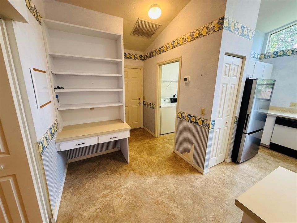 En Venta: $325,000 (3 camas, 2 baños, 1867 Pies cuadrados)