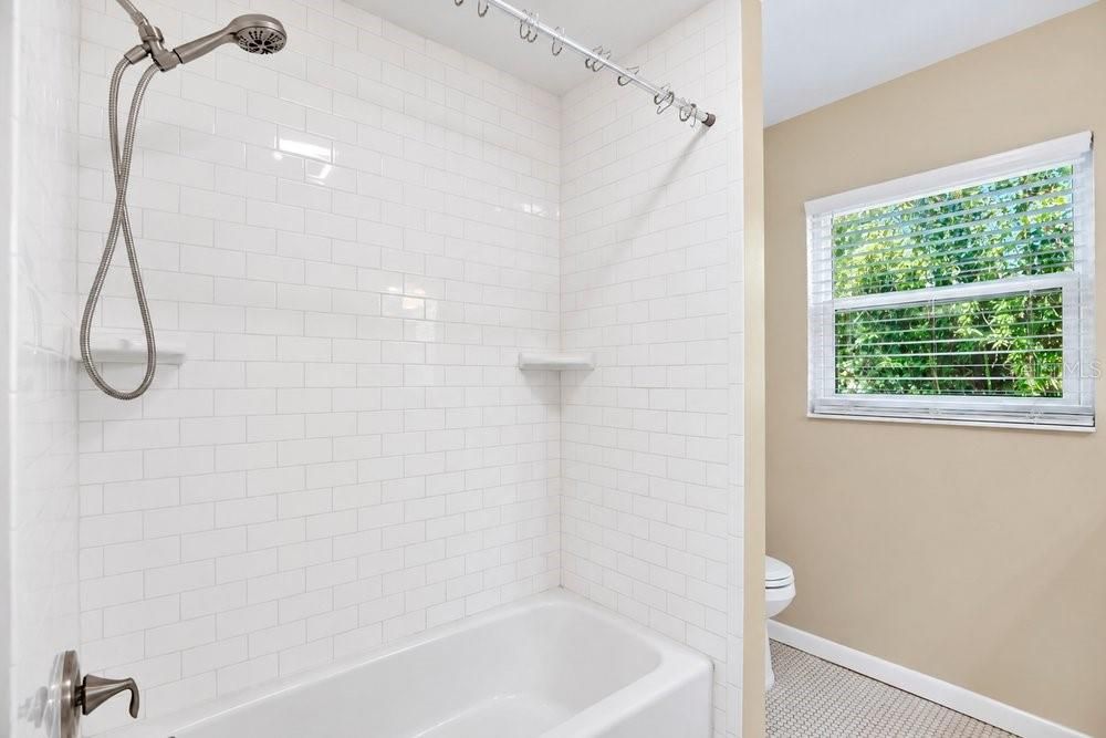 For Sale: $849,000 (4 beds, 4 baths, 2980 Square Feet)