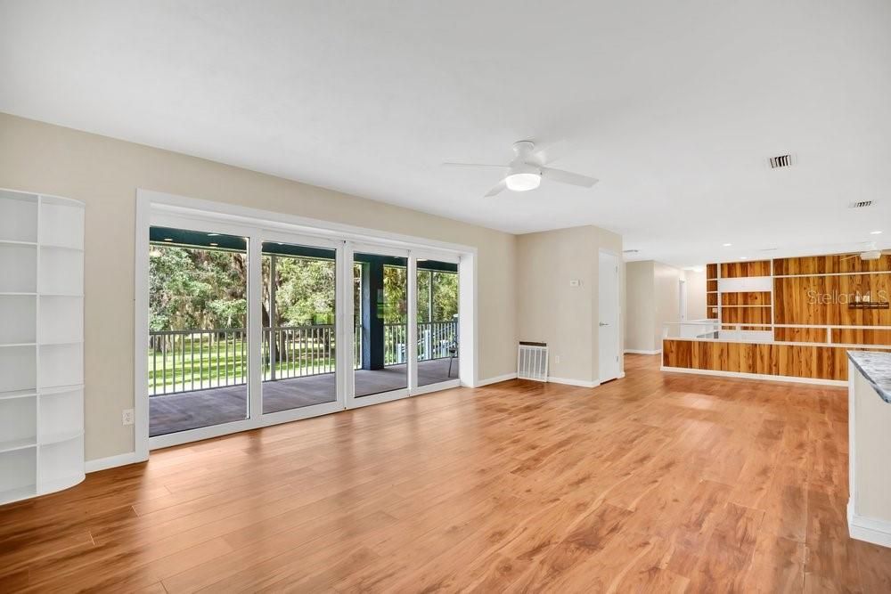 For Sale: $849,000 (4 beds, 4 baths, 2980 Square Feet)
