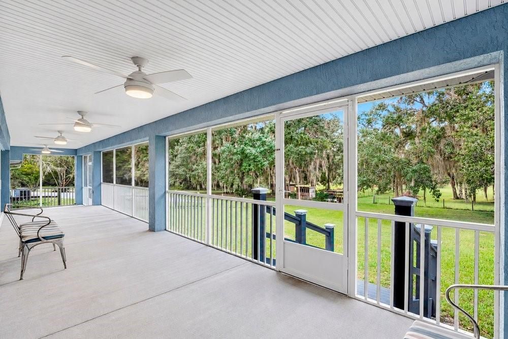 For Sale: $849,000 (4 beds, 4 baths, 2980 Square Feet)