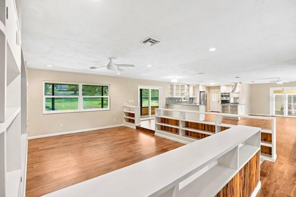 For Sale: $849,000 (4 beds, 4 baths, 2980 Square Feet)