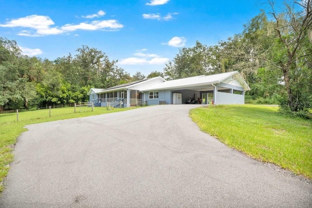 For Sale: $849,000 (4 beds, 4 baths, 2980 Square Feet)