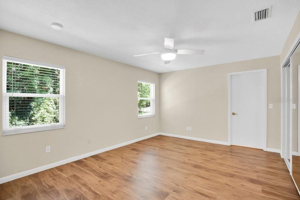 For Sale: $849,000 (4 beds, 4 baths, 2980 Square Feet)