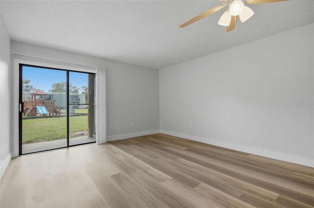 В аренду: $1,600 (2 спален, 2 ванн, 1020 Квадратных фут)