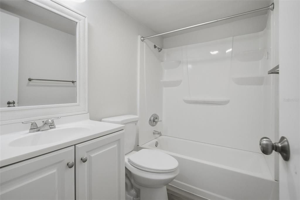 В аренду: $1,600 (2 спален, 2 ванн, 1020 Квадратных фут)