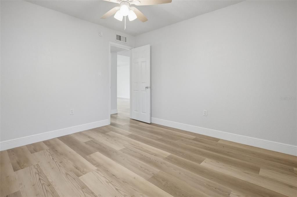 В аренду: $1,600 (2 спален, 2 ванн, 1020 Квадратных фут)