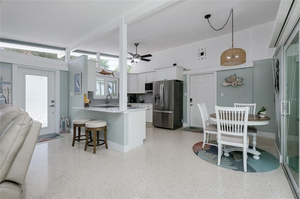 En Venta: $750,000 (3 camas, 2 baños, 1592 Pies cuadrados)