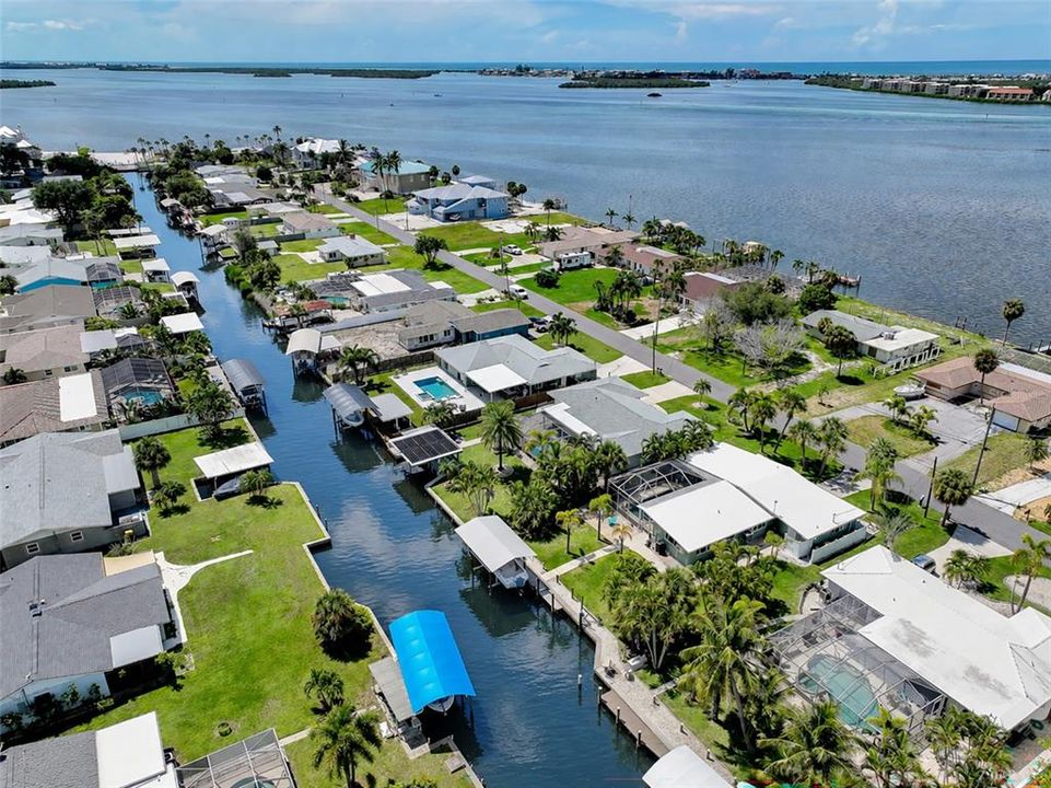 En Venta: $750,000 (3 camas, 2 baños, 1592 Pies cuadrados)