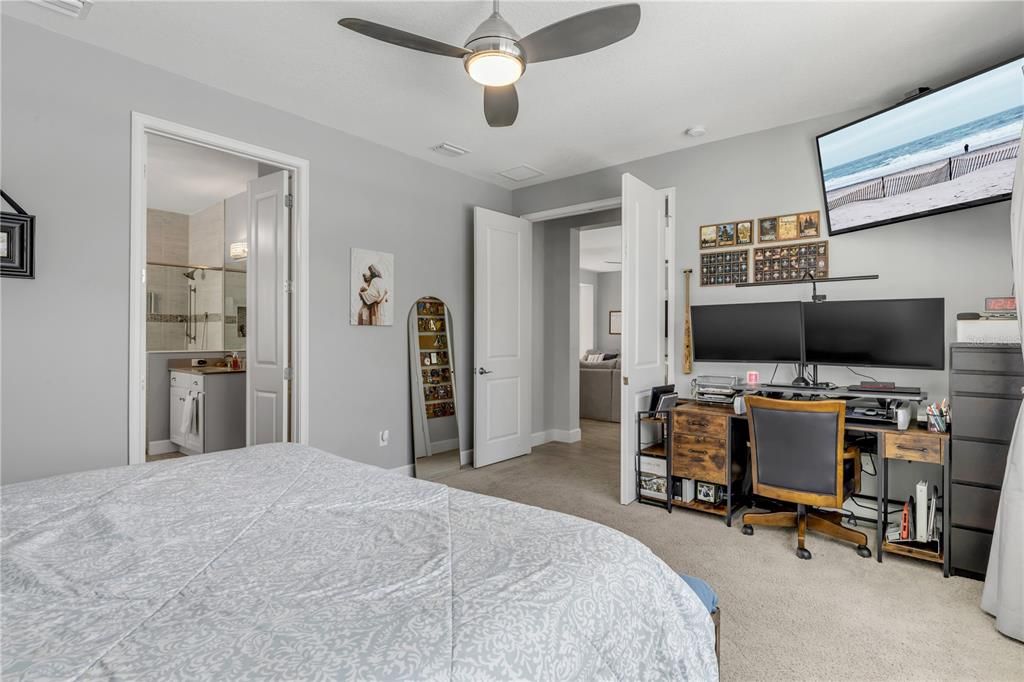 For Sale: $769,500 (4 beds, 3 baths, 3256 Square Feet)