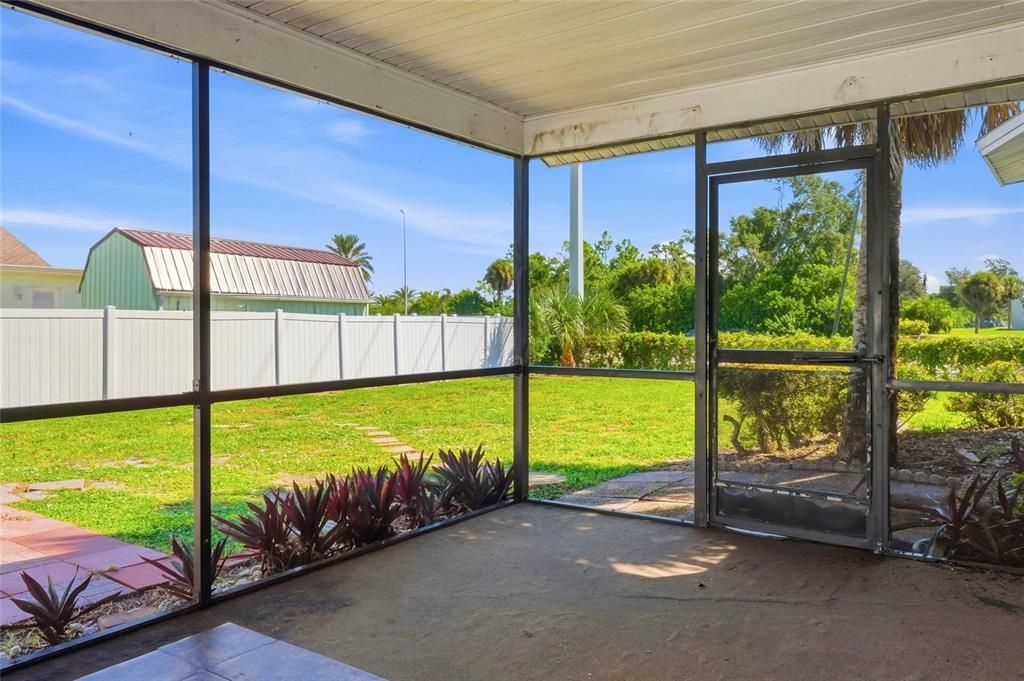 For Sale: $265,000 (2 beds, 2 baths, 1262 Square Feet)