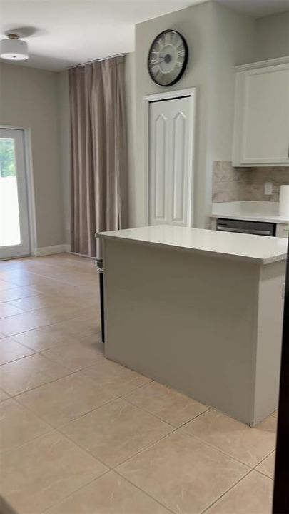 En Venta: $358,000 (3 camas, 2 baños, 1830 Pies cuadrados)