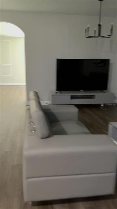 En Venta: $358,000 (3 camas, 2 baños, 1830 Pies cuadrados)
