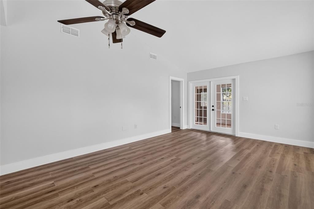 : $259,000 (2 camas, 2 baños, 1240 Pies cuadrados)