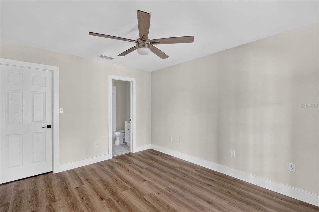 : $259,000 (2 camas, 2 baños, 1240 Pies cuadrados)