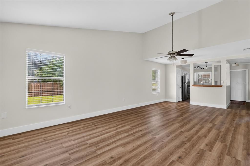 : $259,000 (2 camas, 2 baños, 1240 Pies cuadrados)