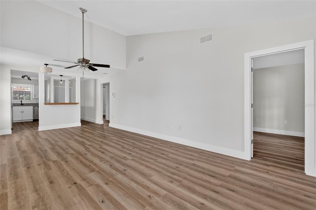 : $259,000 (2 camas, 2 baños, 1240 Pies cuadrados)