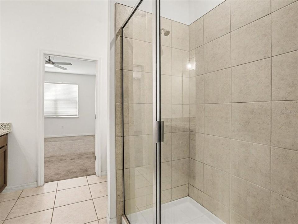 На продажу: $320,000 (4 спален, 2 ванн, 1807 Квадратных фут)