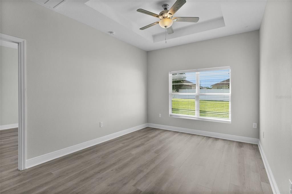 For Sale: $310,000 (4 beds, 2 baths, 1691 Square Feet)