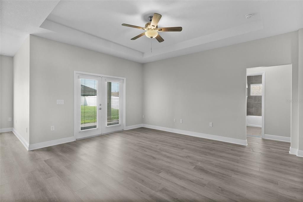 For Sale: $310,000 (4 beds, 2 baths, 1691 Square Feet)