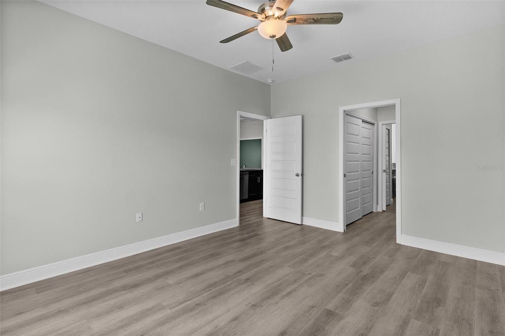 For Sale: $310,000 (4 beds, 2 baths, 1691 Square Feet)