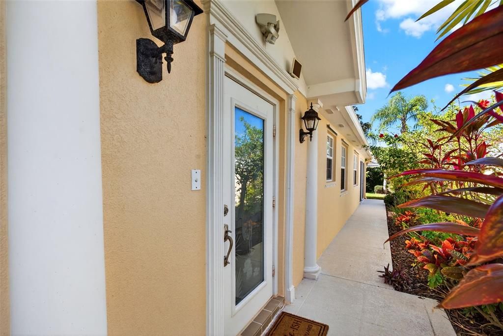 For Sale: $449,000 (2 beds, 2 baths, 1534 Square Feet)