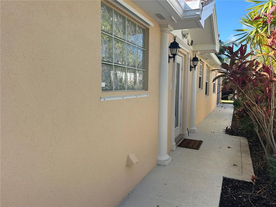 For Sale: $449,000 (2 beds, 2 baths, 1534 Square Feet)