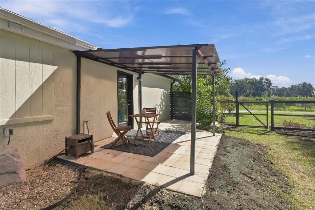 На продажу: $239,900 (3 спален, 2 ванн, 1707 Квадратных фут)