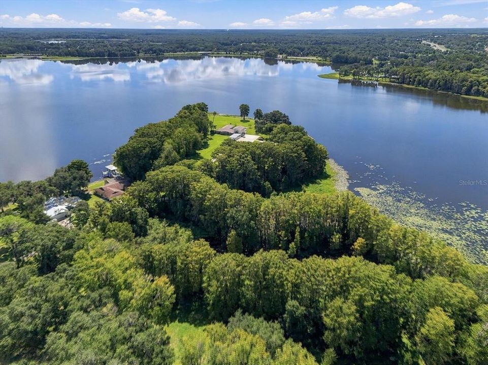 На продажу: $239,900 (3 спален, 2 ванн, 1707 Квадратных фут)