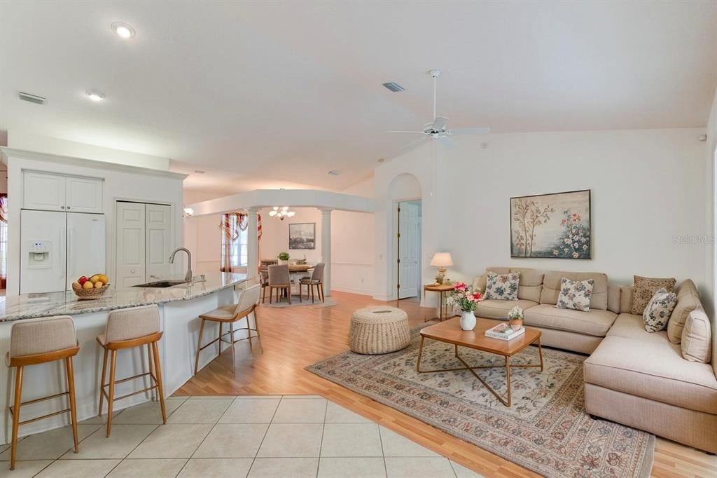 For Sale: $415,000 (3 beds, 2 baths, 2592 Square Feet)