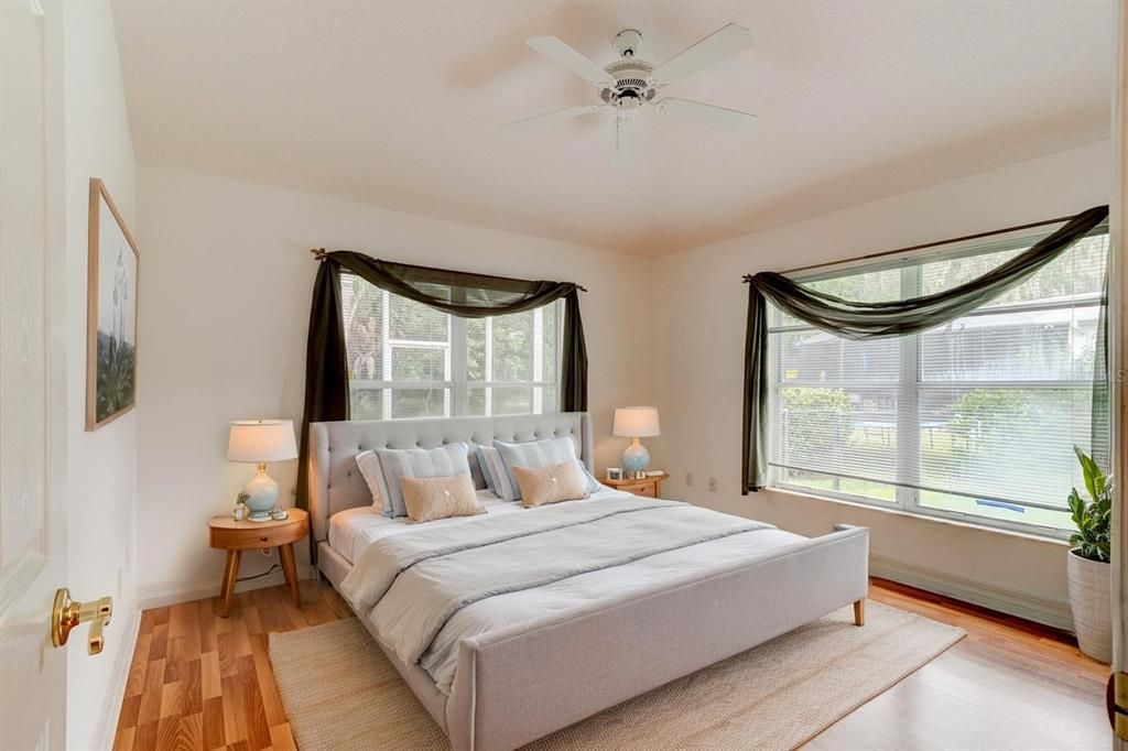 For Sale: $415,000 (3 beds, 2 baths, 2592 Square Feet)