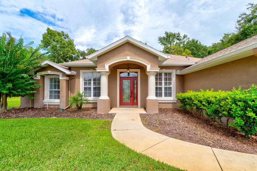 For Sale: $415,000 (3 beds, 2 baths, 2592 Square Feet)