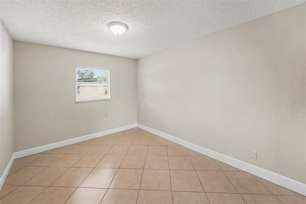 En Venta: $289,950 (3 camas, 2 baños, 748 Pies cuadrados)