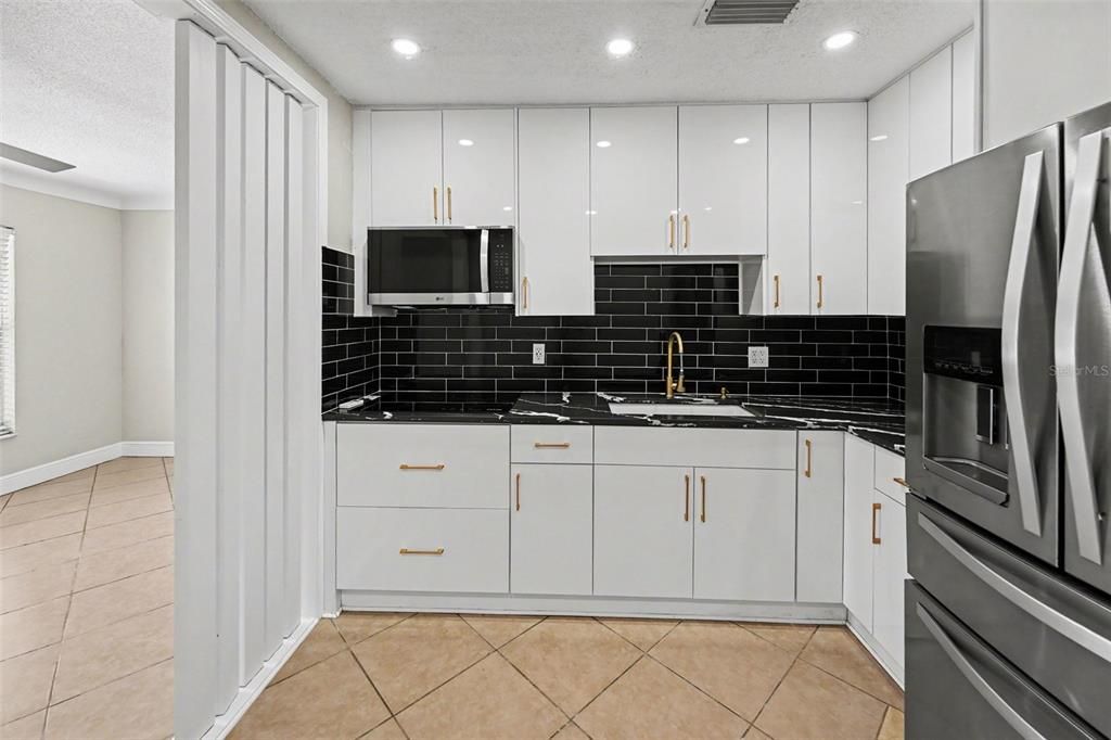 En Venta: $289,950 (3 camas, 2 baños, 748 Pies cuadrados)