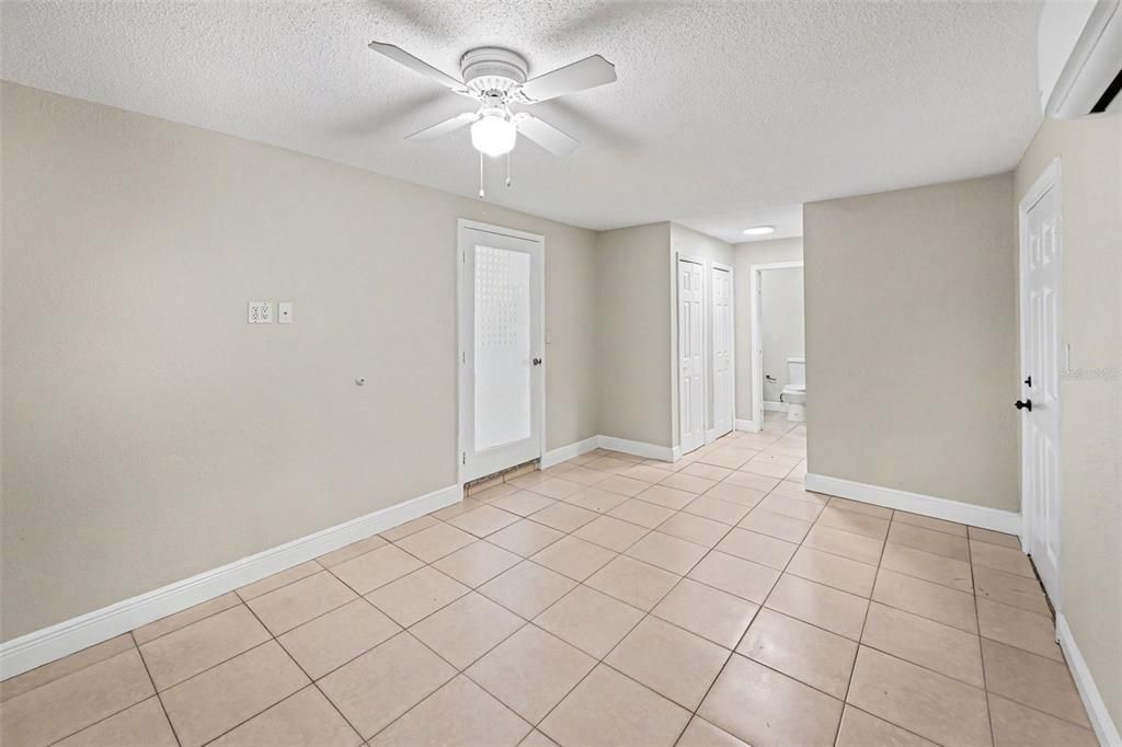 En Venta: $289,950 (3 camas, 2 baños, 748 Pies cuadrados)