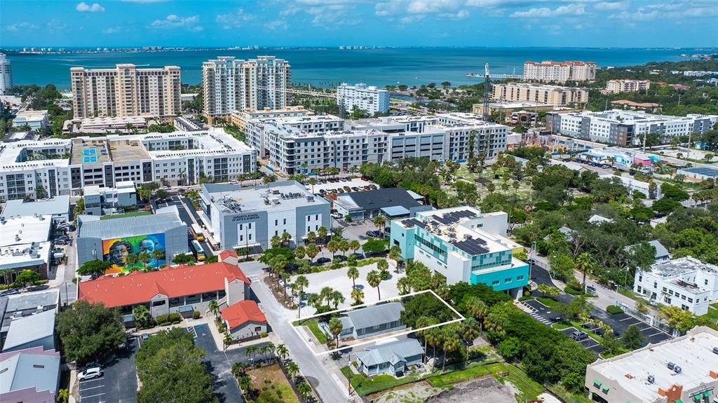 En Venta: $2,495,000 (0 camas, 0 baños, 2047 Pies cuadrados)
