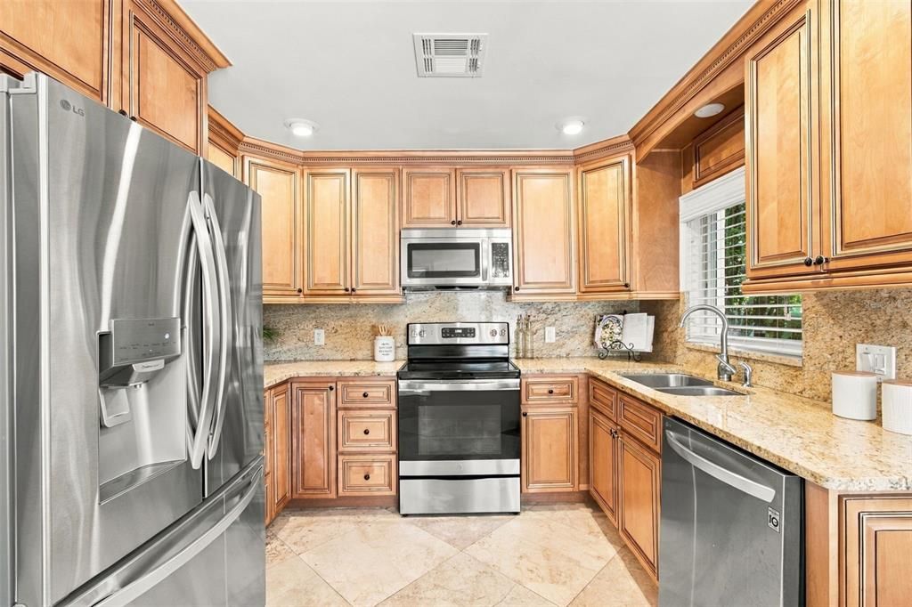 For Sale: $1,600,000 (4 beds, 4 baths, 3146 Square Feet)