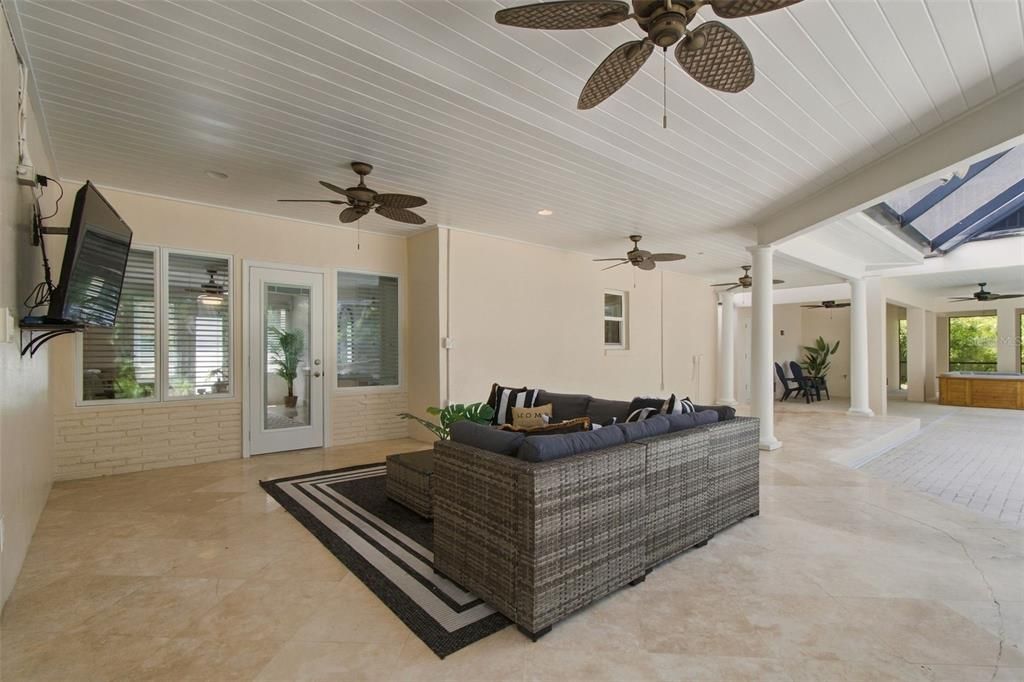 For Sale: $1,600,000 (4 beds, 4 baths, 3146 Square Feet)