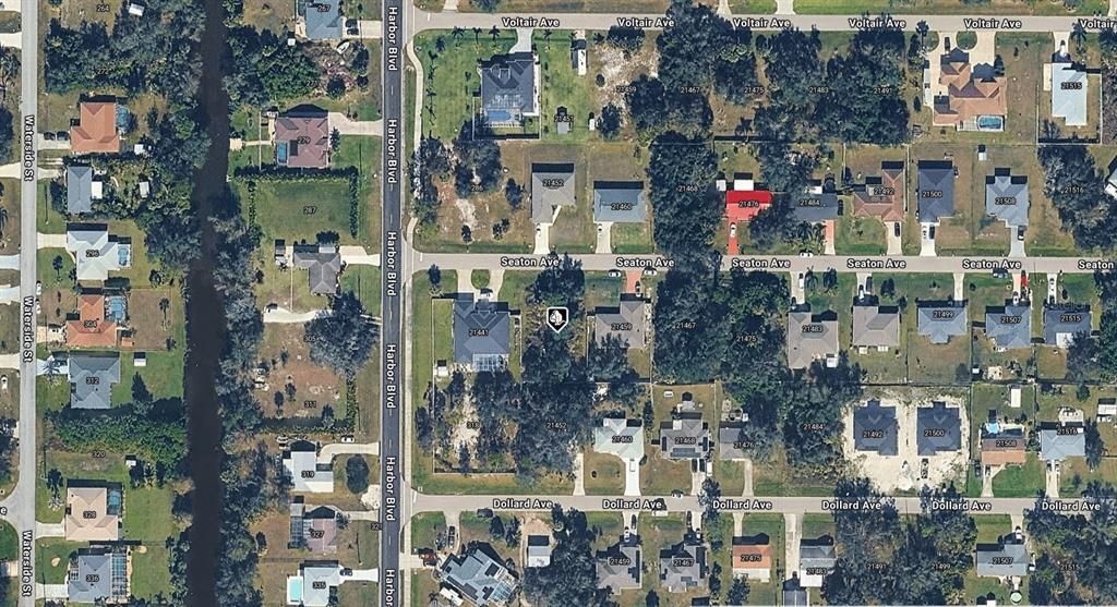 На продажу: $11,900 (0.23 acres)
