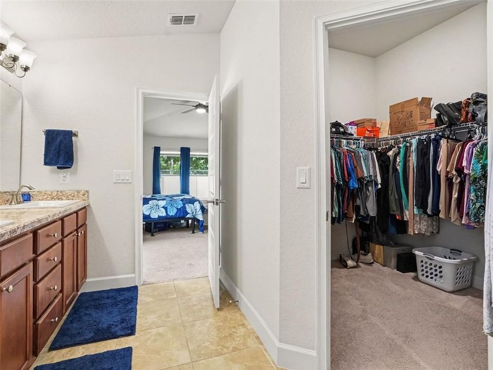 En Venta: $290,000 (3 camas, 2 baños, 1720 Pies cuadrados)