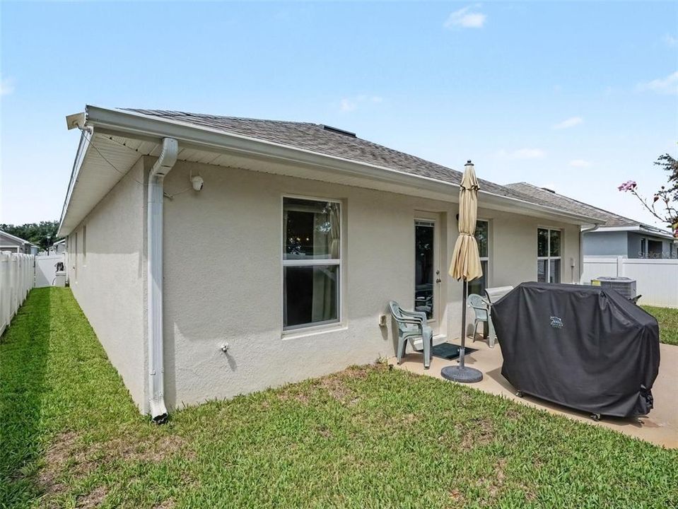En Venta: $290,000 (3 camas, 2 baños, 1720 Pies cuadrados)