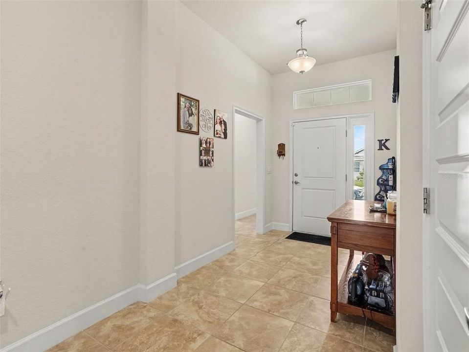 En Venta: $290,000 (3 camas, 2 baños, 1720 Pies cuadrados)