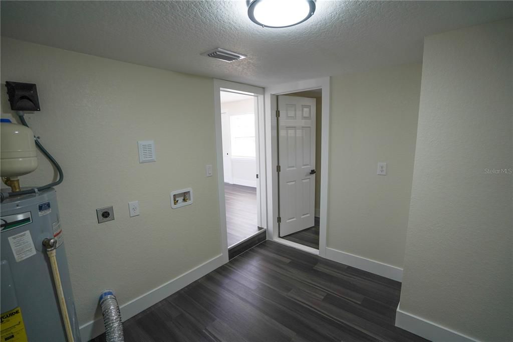 En Venta: $303,900 (3 camas, 2 baños, 1222 Pies cuadrados)