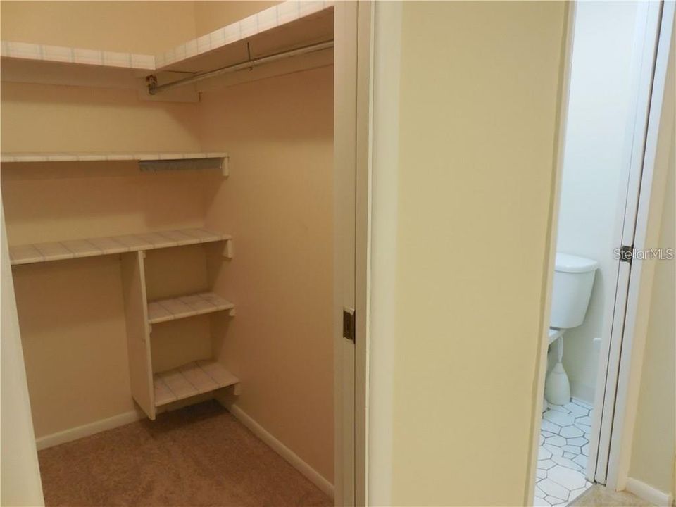 В аренду: $1,700 (3 спален, 2 ванн, 1224 Квадратных фут)