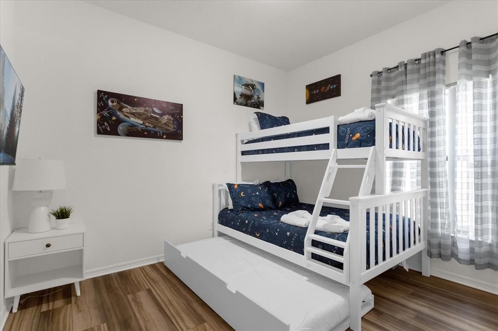 En Renta: $2,950 (4 camas, 2 baños, 1694 Pies cuadrados)