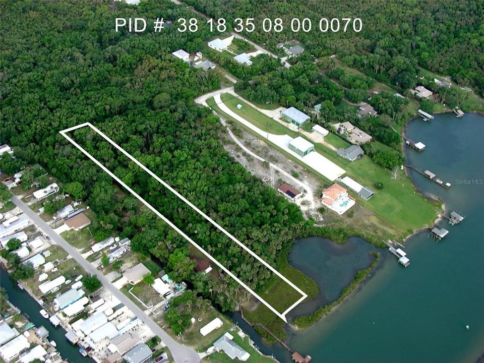 待售: $799,000 (1.76 acres)