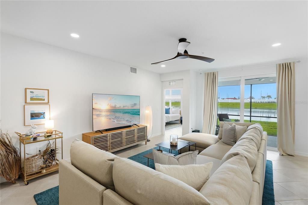 For Sale: $435,000 (3 beds, 2 baths, 1741 Square Feet)