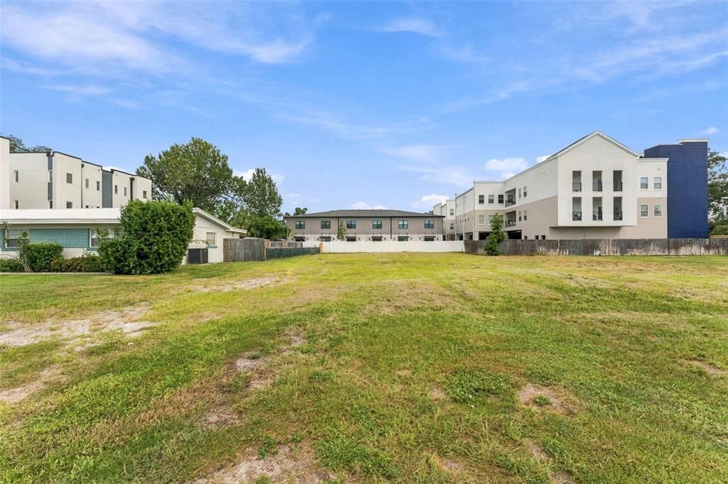 For Sale: $599,999 (0.23 acres)