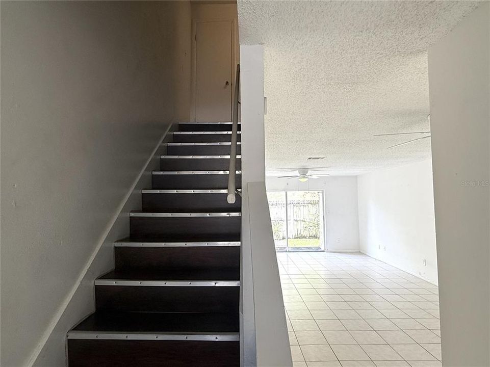 For Rent: $1,500 (2 beds, 1 baths, 1268 Square Feet)