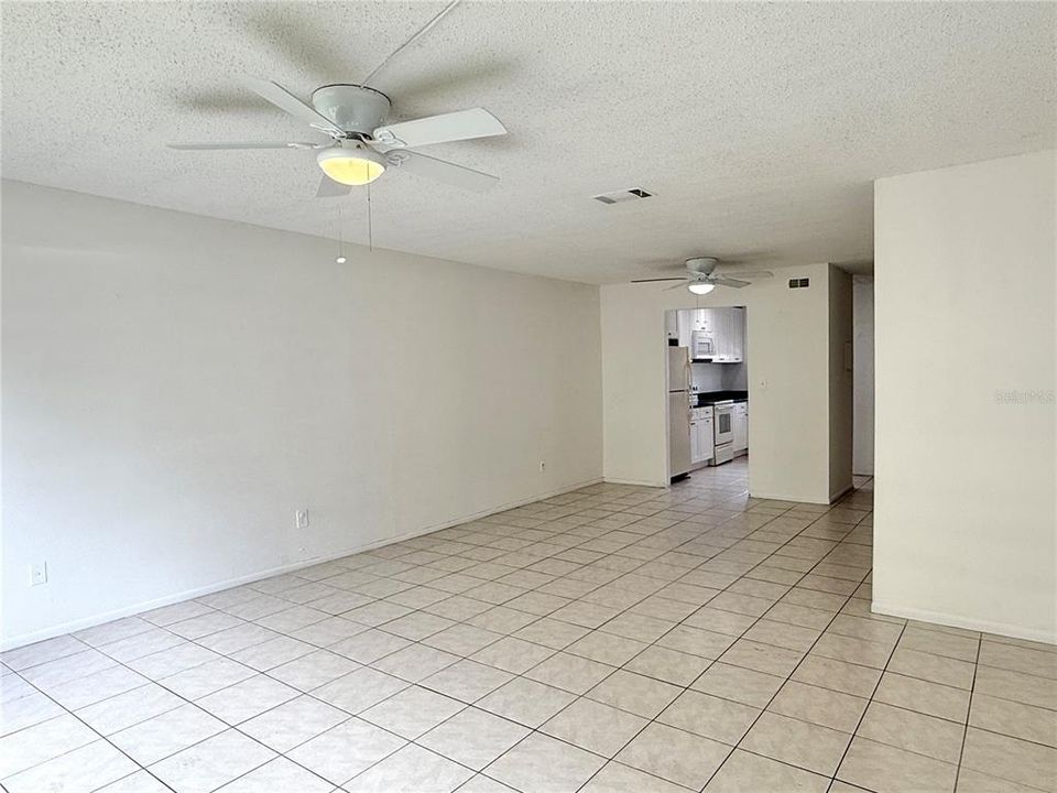 For Rent: $1,500 (2 beds, 1 baths, 1268 Square Feet)
