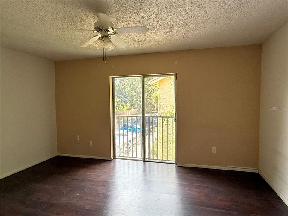 For Rent: $1,500 (2 beds, 1 baths, 1268 Square Feet)